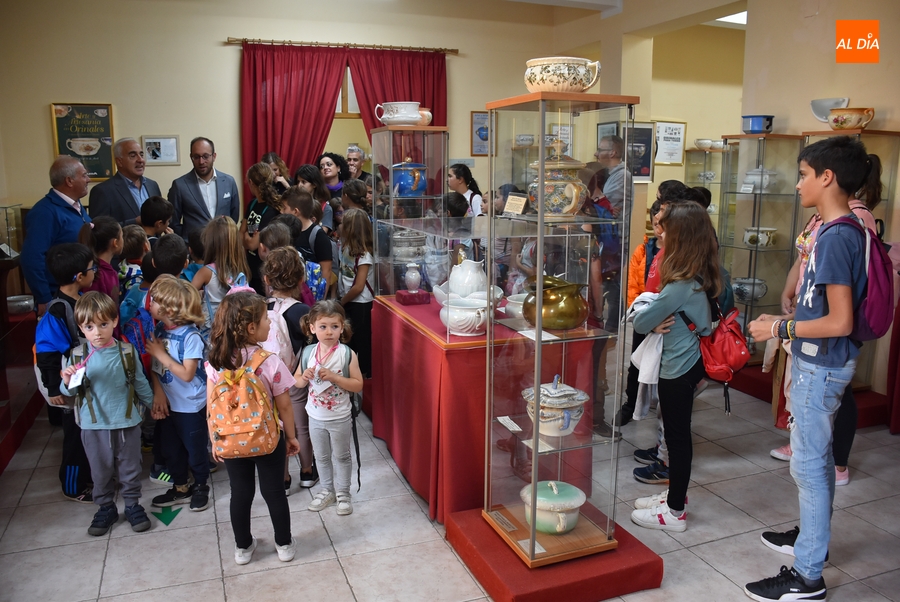 mirobrigaaldia's tweet photo. Arranca el ciclo de visitas de 1.000 escolares de la provincia a Siega Verde y Ciudad Rodrigo https://t.co/rwWcNVHXbO https://t.co/irIpRT4avz