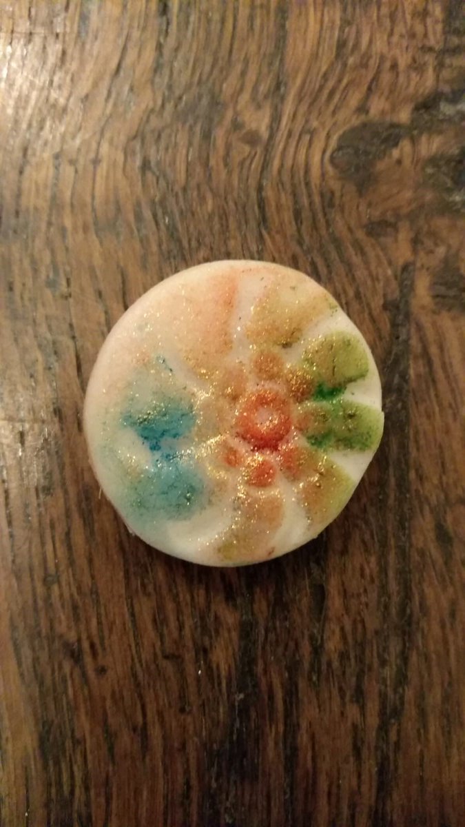 OxConGroup's tweet photo. WE'RE BACK!! What a week it's been! Our first in-person events for many many months including tours, a pub social, and of course biscuits https://t.co/0Q5zC1l9wA