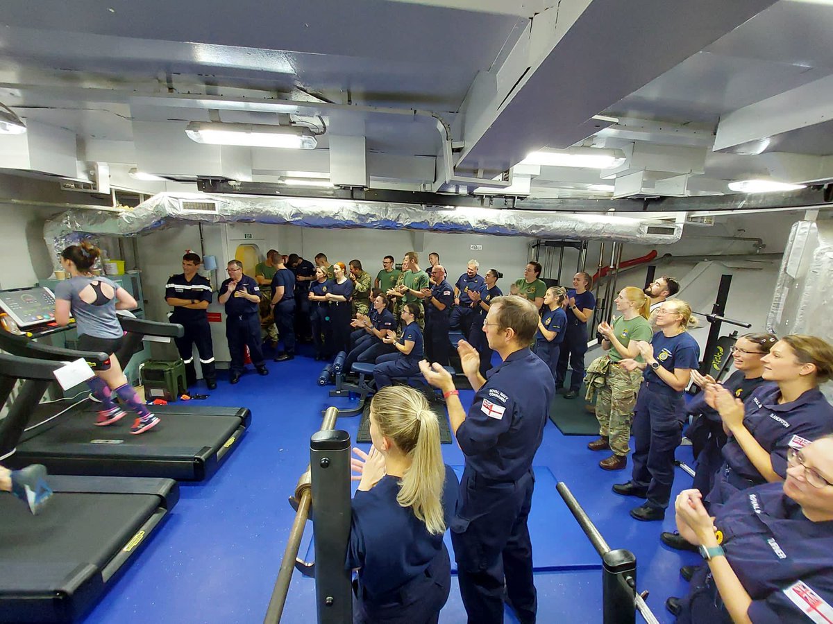 Huge congratulations to Sub Lt Molly O’Neill who smashed her virtual @LondonMarathon at sea in 4hrs 46 mins, raising over £1000 for @teenagecancer. BZ Molly 💪🏃‍♀️ #Achillean #UKResponseGroup