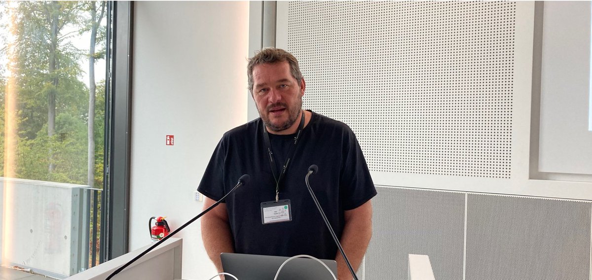 EuroBioImaging's tweet image. At the Smart Microscopy event with @EBIB_Imaging, a nice talk from Marc Tramier of @Fr_BioImaging, highlighting the RoboScope project, bringing artificial intelligence to the InScoper platform &amp;amp; image analysis🔬online in #SmartMicroscopy. 
Learn more⤵️
biorxiv.org/content/10.110…