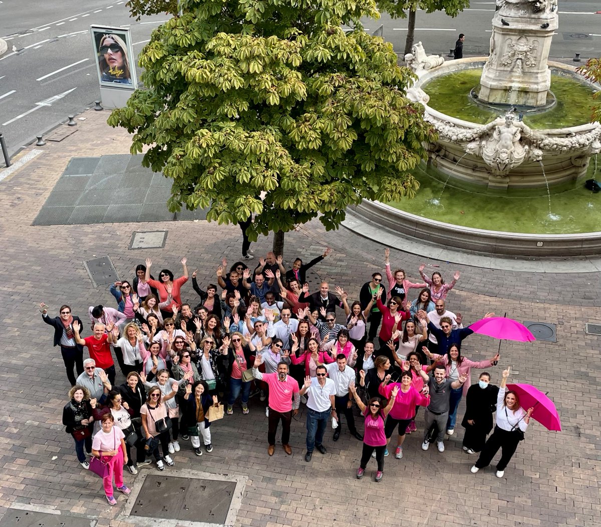 MarionClav's tweet photo. Aujourd'hui, les collaborateurs de la @CE_CEPAC se sont mobilisés lors d'une marche collective en faveur d'Octobre Rose. Merci pour ce beau moment de partage et de solidarité !  
#OctobreRose2022 #TousMobilisés https://t.co/xsGi9k6K1G