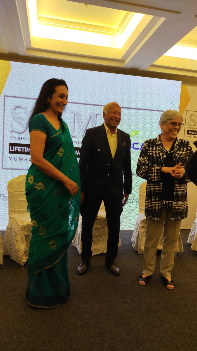 MediaSjam's tweet photo. And it's a close. 
SJAM Lifetime Achievement awards https://t.co/QgB5ZChclV