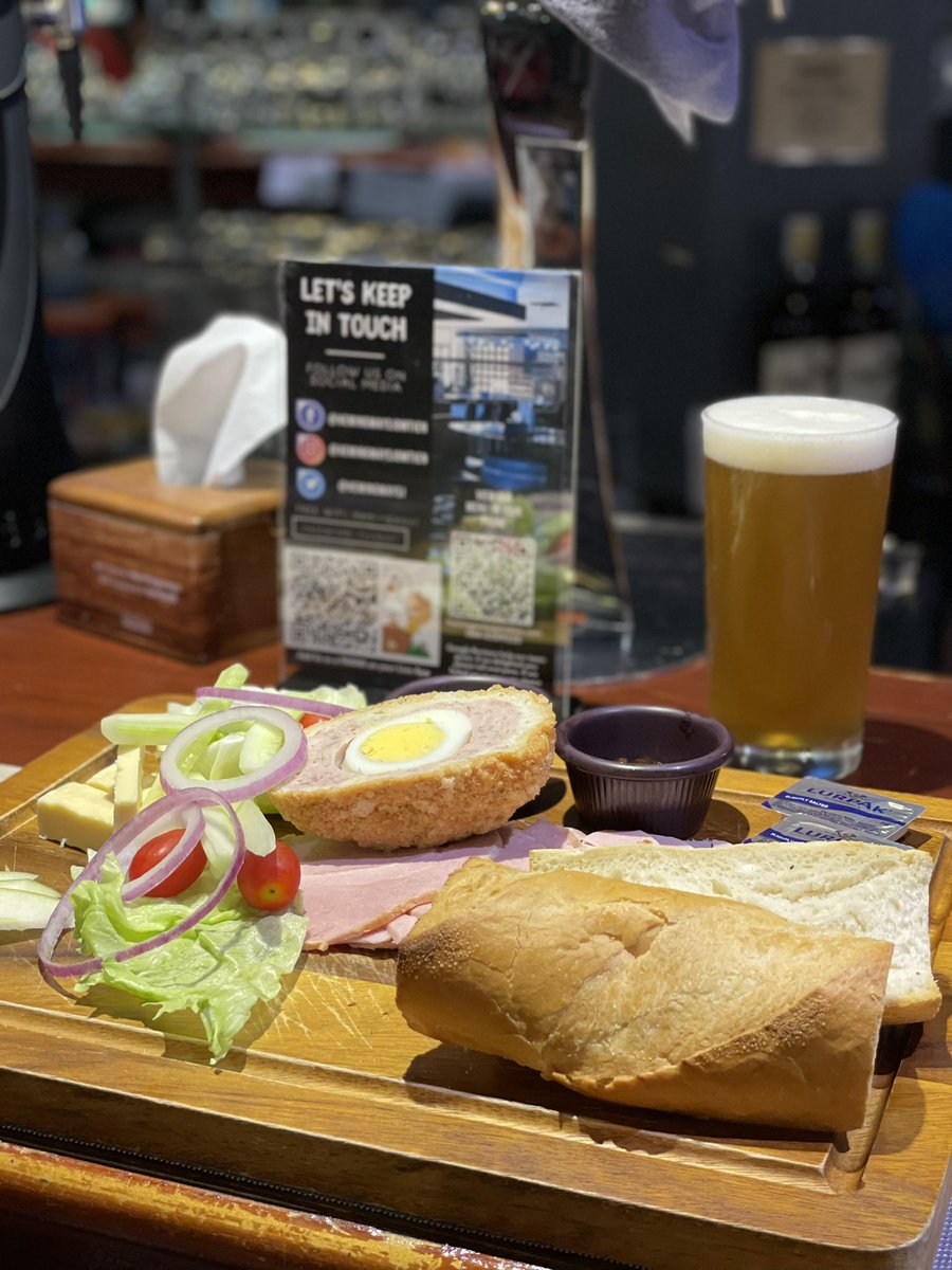 ractdi's tweet photo. A beautiful #ploughmans and a pint of #chatri IPA on a splendid Thursday day off. #hemingways #jomtien always on the ball. I skipped the pate in favour of some extra ham. Fantastic!! https://t.co/UhKVbnSvbU