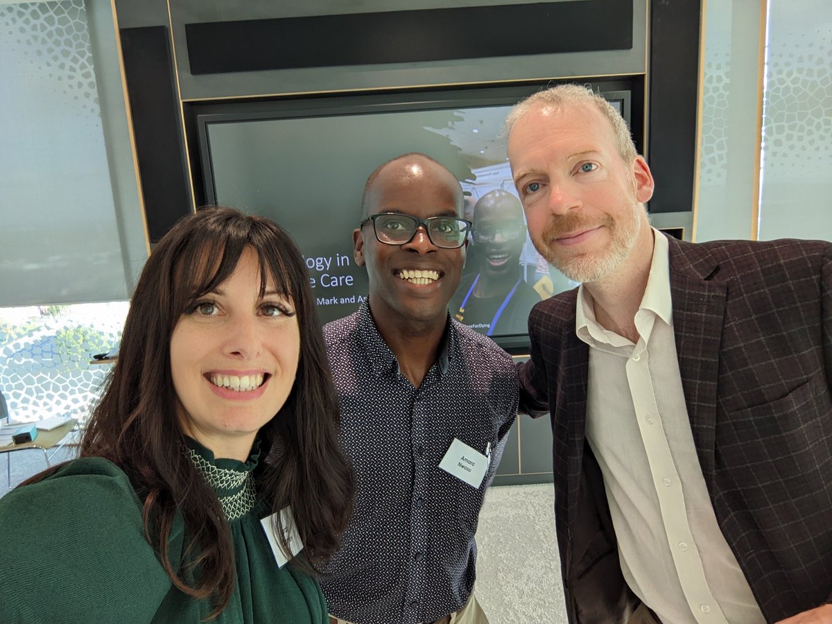 Highlight of my year... Getting in on the selfie with @amaranwosu and @ProfMarkTaubert . Looking forward to an inspirational talk on #technology in #PalliativeCare. #BCDPconf