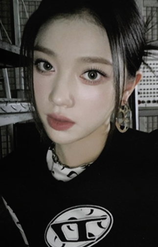 FOREVER_SXT's tweet image. DIGIPACK PHOTO CARD #샤오팅