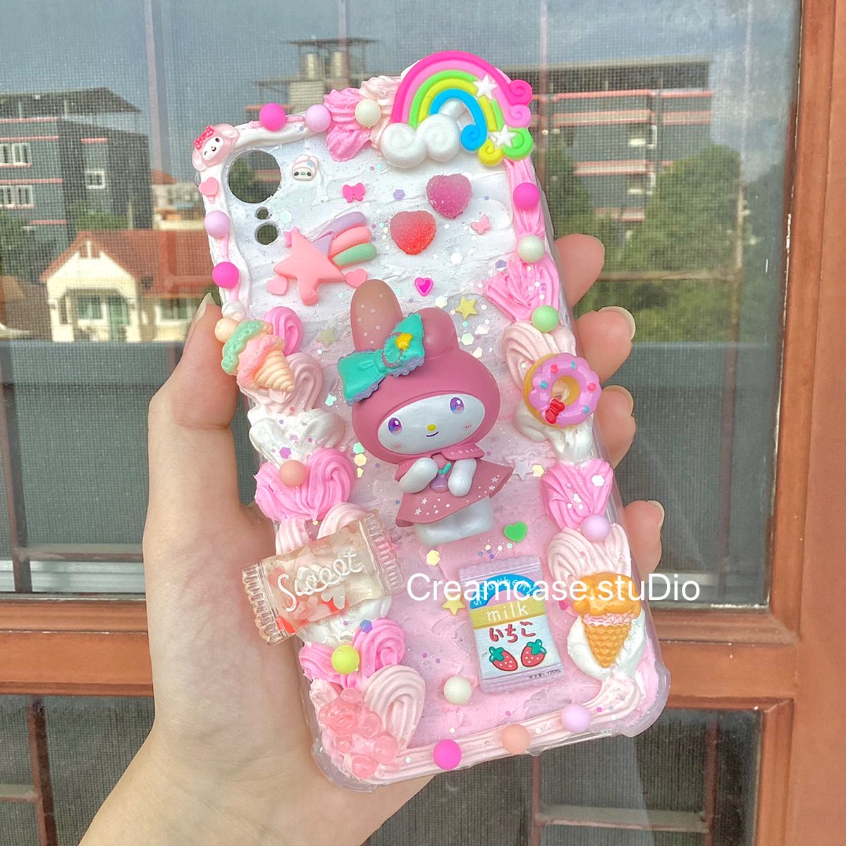 Creamcase.stuDio ตอบไลน์ไวกว่าคับ tweet media