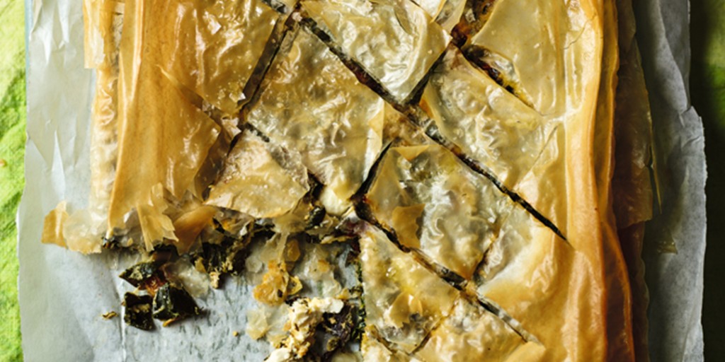 Our take on a Greek classic 😋 If there's one ingredient we love just as much as veg, it's feta. Our Eat Your Greens Filo Pie is our version of the glorious Greek spanokopita, find out how you can create this crafty dish at home here: bit.ly/3g6lOdW