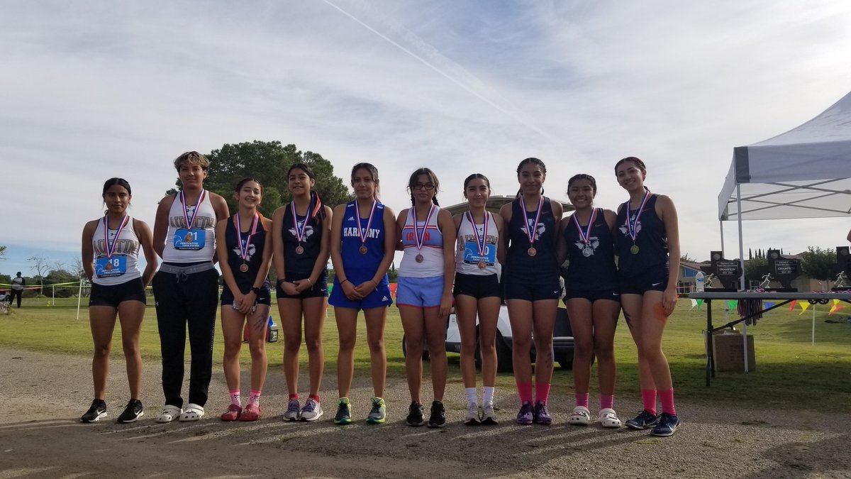 Congratulations to our Lady Rangers for finishing 5 girls in the top ten in the 1-4A XC District Championship. Special congratulations to Camila Luna for being 1st overall🥇 #riverside4ever