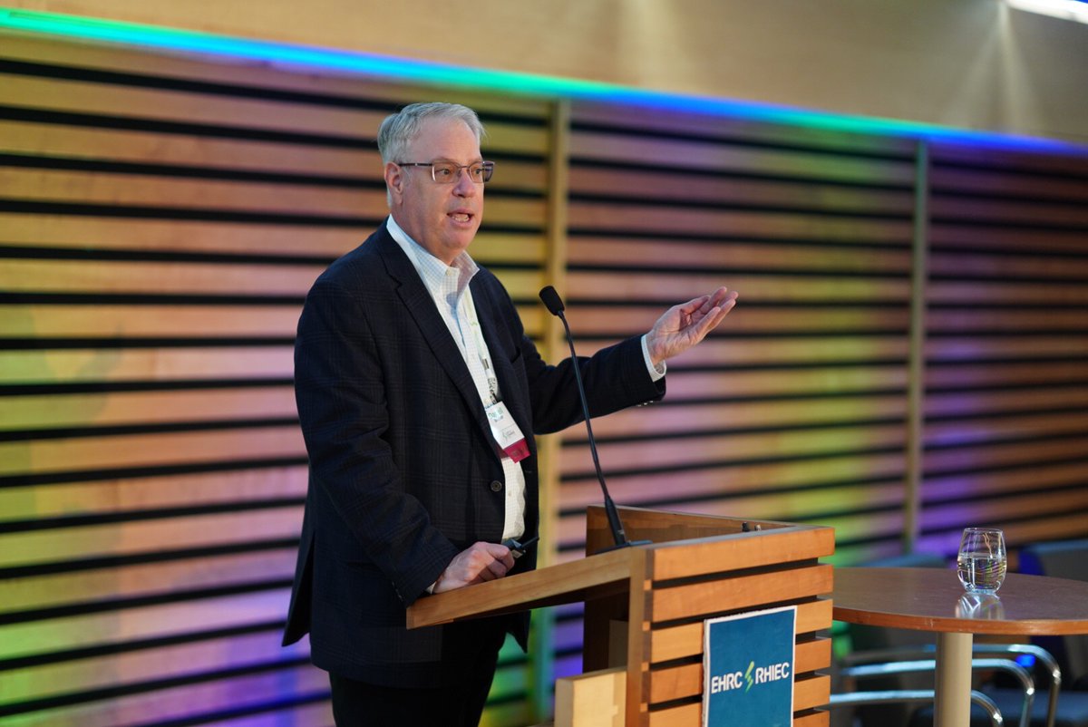 electricityHR's tweet photo. Thanks @DarrellBricker for your thoughts on a different demographic Canada that is fast approaching. #ThePowerOfChange. https://t.co/CmYxxFDehh