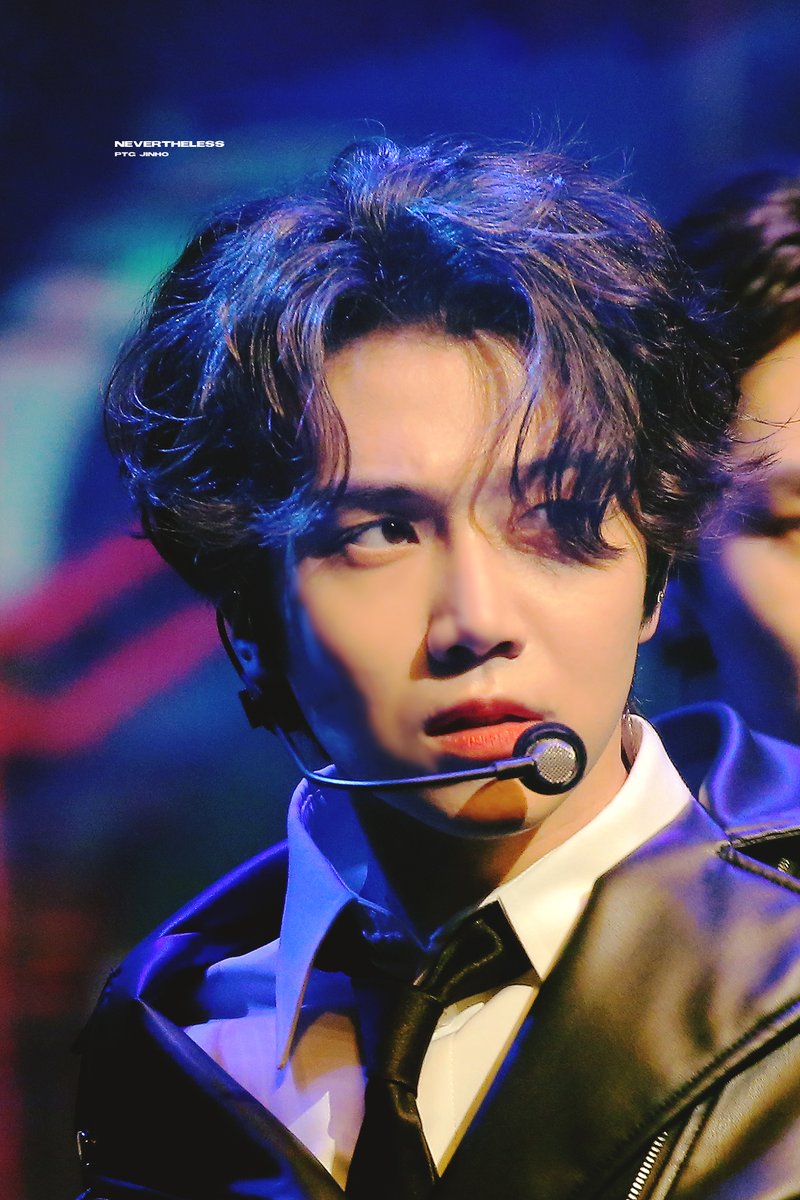 nevertheless417's tweet photo. 221009 KDF콘서트 #진호 #조진호 #JINHO #펜타곤 #PENTAGON @CUBE_PTG https://t.co/RmIn9KoWfy