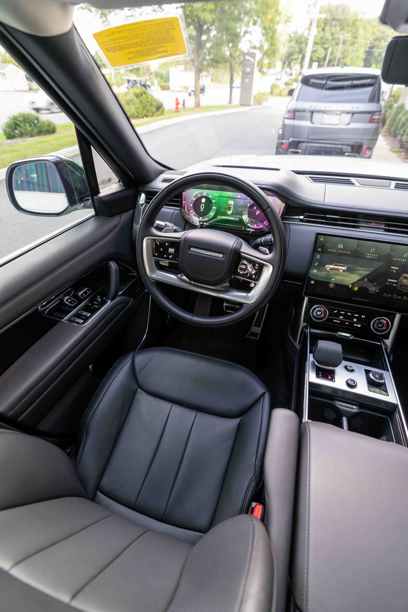 Distinguished exterior design with a sophisticated interior deisgn,

Certified Pre-Owned 2022 Land Rover Range Rover in Fuji White available on Land Rover Sudbury 

#herbchambers #herbchamberslandroversudbury #landroversudbury #landrover #rangerover #sudbury #jlrsudbury