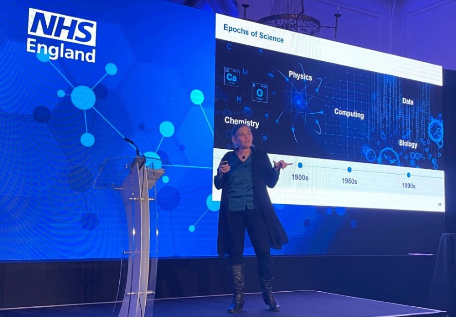 insitro's tweet photo. Thank you @CSOSue, @NHSgms for inviting insitro Founder &amp; CEO @DaphneKoller to share clinically impactful insights identified via #MachineLearning in her #NHSGenomics2022 keynote. It was a privilege discussing how scientific advances in genomics directly impact patients. https://t.co/lKO9KJ3ngS