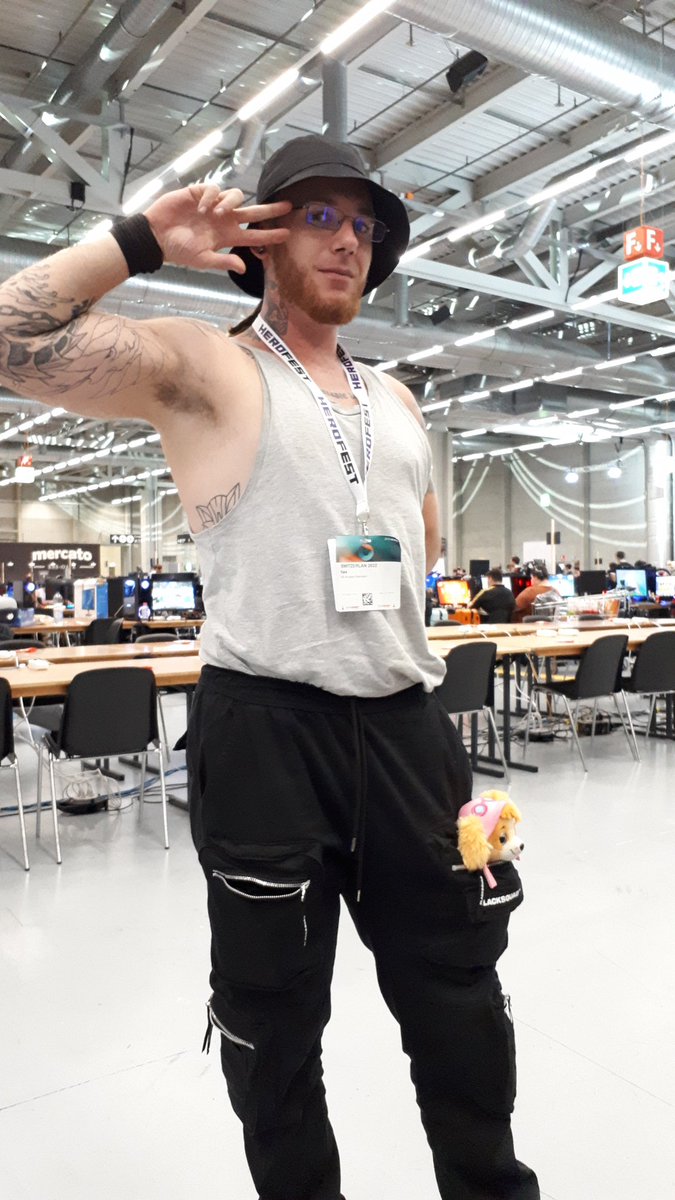 Suuuuuuuuuuuuuuuuuuuu
#SwitzerLAN22