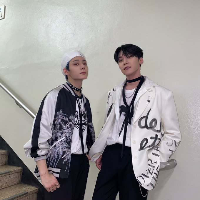Hourly_Woong's tweet photo. [🍑] #ONEUS #HWANWOONG #원어스 #환웅 @official_ONEUS https://t.co/jDXwWlAKGW