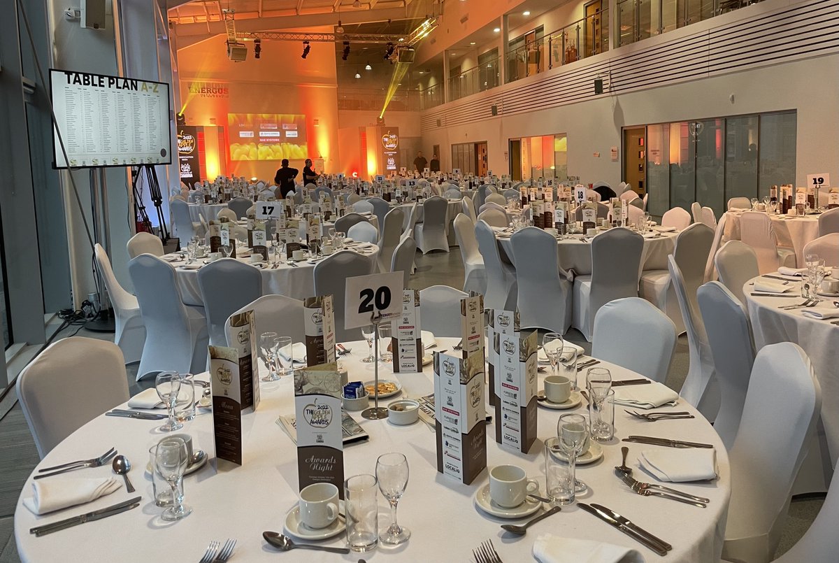 lakescollege's tweet photo. We’re delighted to be here tonight at the 2022 Golden Apple Awards at Energus.

We have five nominees shortlisted from our staff and students across four categories and we’re looking forward to celebrating the success of every finalist with our peers this evening. https://t.co/3fgtkNh7U4