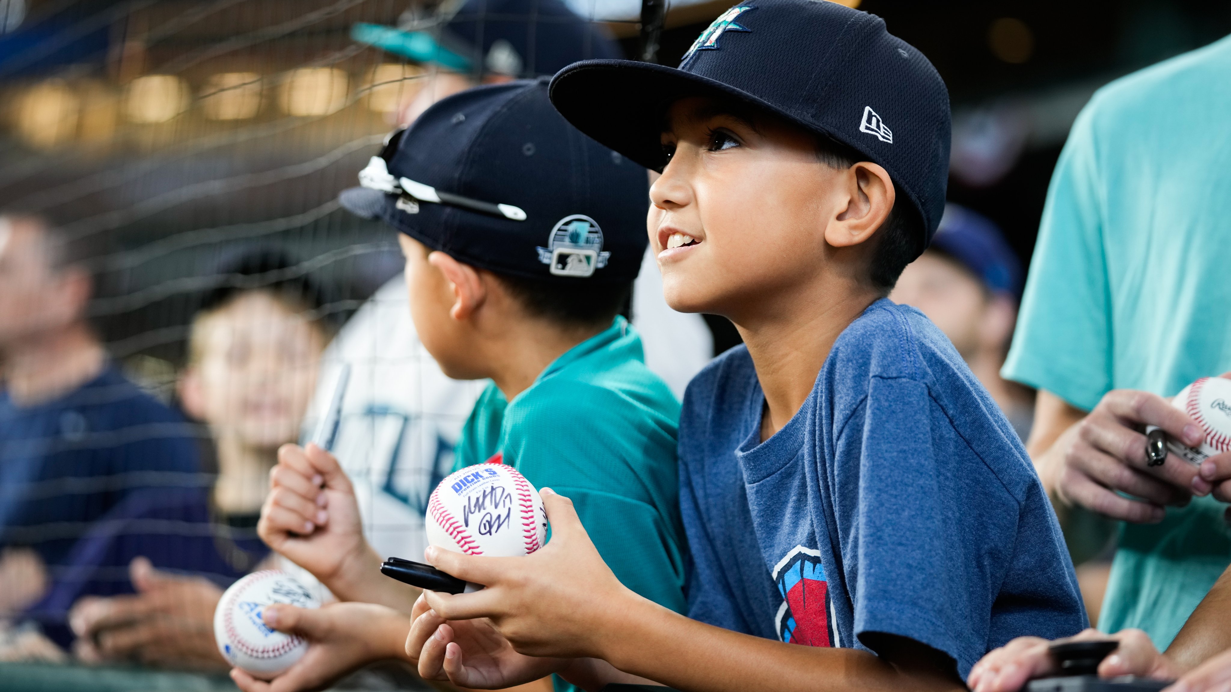 Seattle Mariners on Twitter "Home or away, you're always here for us 💙