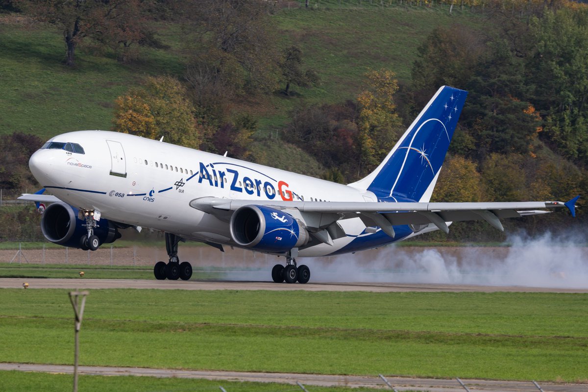 johnrichard1024's tweet photo. Smoky landing today at #LSMD with spotter luck. The just apears 5 min before landing☀️. #Airbus A310-304  | F-WNOV | #SANovespace | 13. Oct 2023. 

#0Gravity, #UZHspaceHub, #UZH.

Thanks @Easyspotting, @Schmidy_87 https://t.co/1NDdWgGGkf