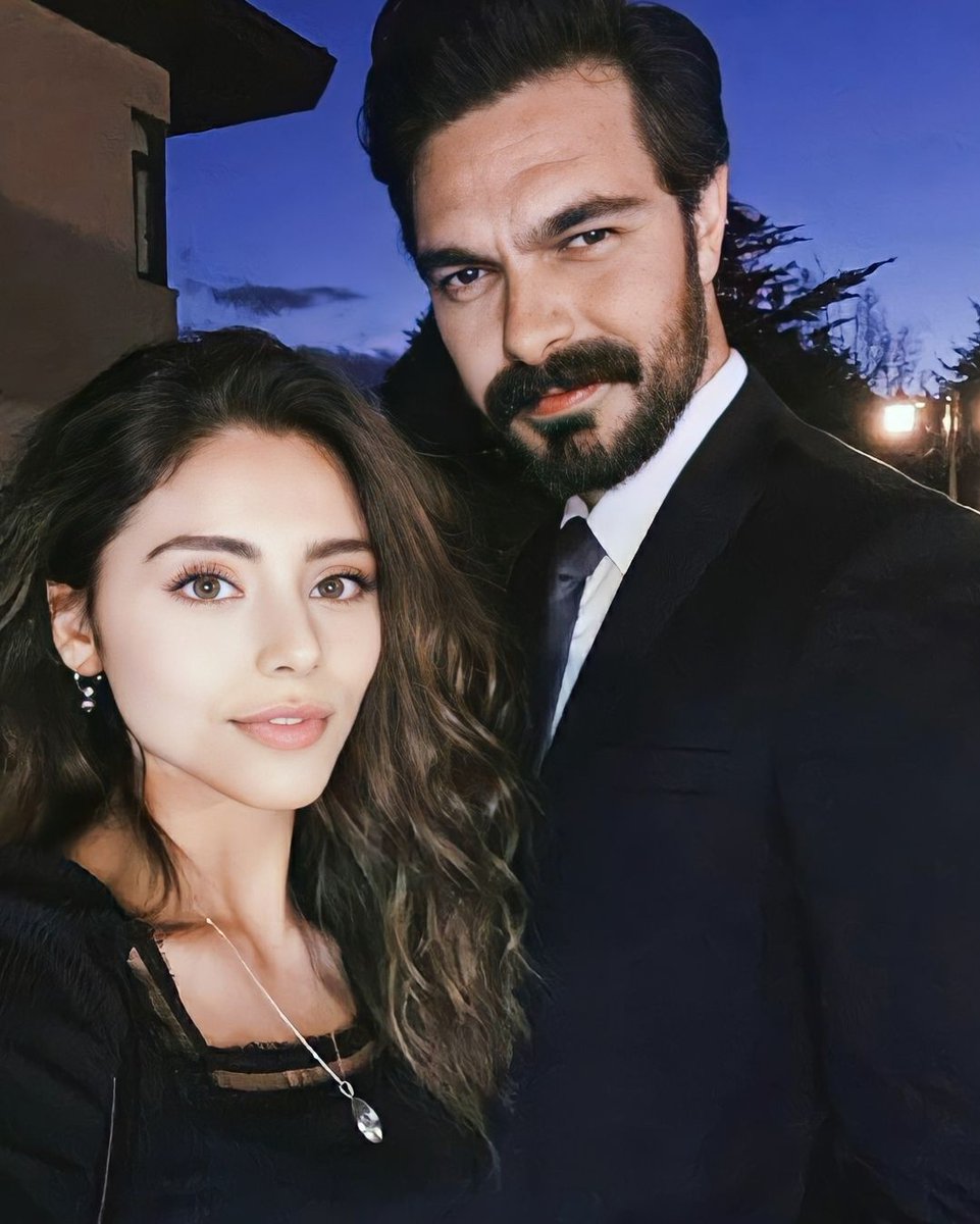 FatmanazTekdam5's tweet photo. #sonunakadarSehYam 
Biz Bü Yolculuğumuza SehYam La Çıktık ♾️Sonuna kadar SehYam Sonuna Kadar SılHal Cıyız ♾️

#sonunakadarSehYam 
#SonunakadarSılHal 
#halili̇bahimceyhan 
#SılaTürkoğlu https://t.co/IDu9nliURG