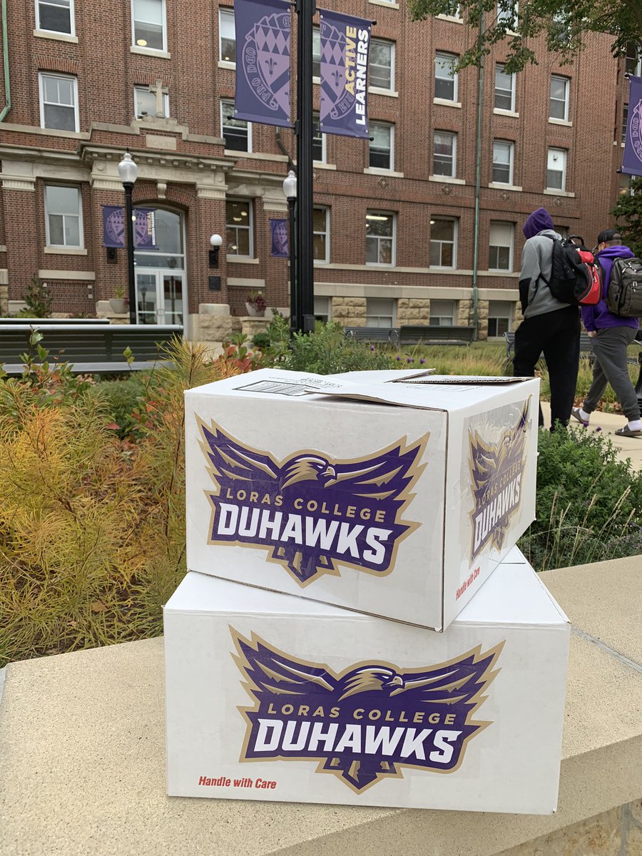 joanhavel's tweet photo. Here we come—looking for Future Duhawks in Milwaukee and Arizona! Thanks to our alumni Danny F. And Luis S. for representing Loras at two events in their cities. #alumnitoolkits, #referaduhawk https://t.co/157sBRnvam