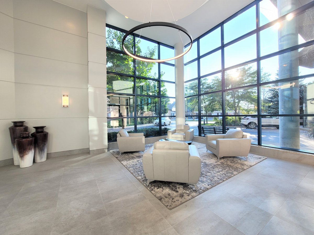 WiklemDesign's tweet photo. Check out this photogenic beauty! This picturesque lobby refurbishment sure knows how to work the camera 📸
 
#Lobby #LobbyRefurbishment #LobbyDesign #Furniture #Accessories #InteriorDesign https://t.co/x9ZIBlVLLB