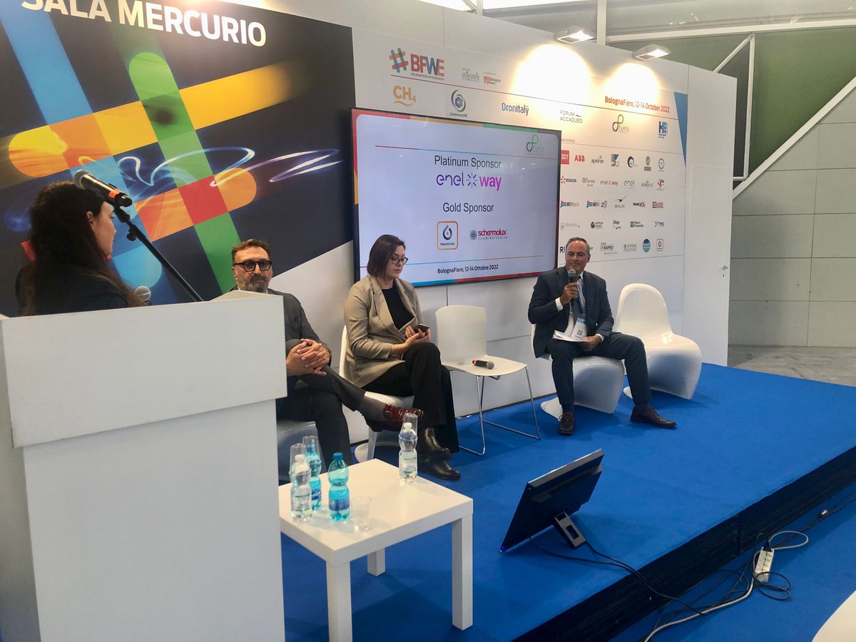 📣News da #FuelsMobility
Il 2035 sarà l’anno in cui verranno spenti i motori endotermici. Questo però forse non metterà fine alla ricerca e allo sviluppo dei carburanti low carbon.
Incontro promosso da <a href="/Assopetroli/">Assopetroli-Assoenergia</a> e <a href="/assocostieri/">ASSOCOSTIERI</a>