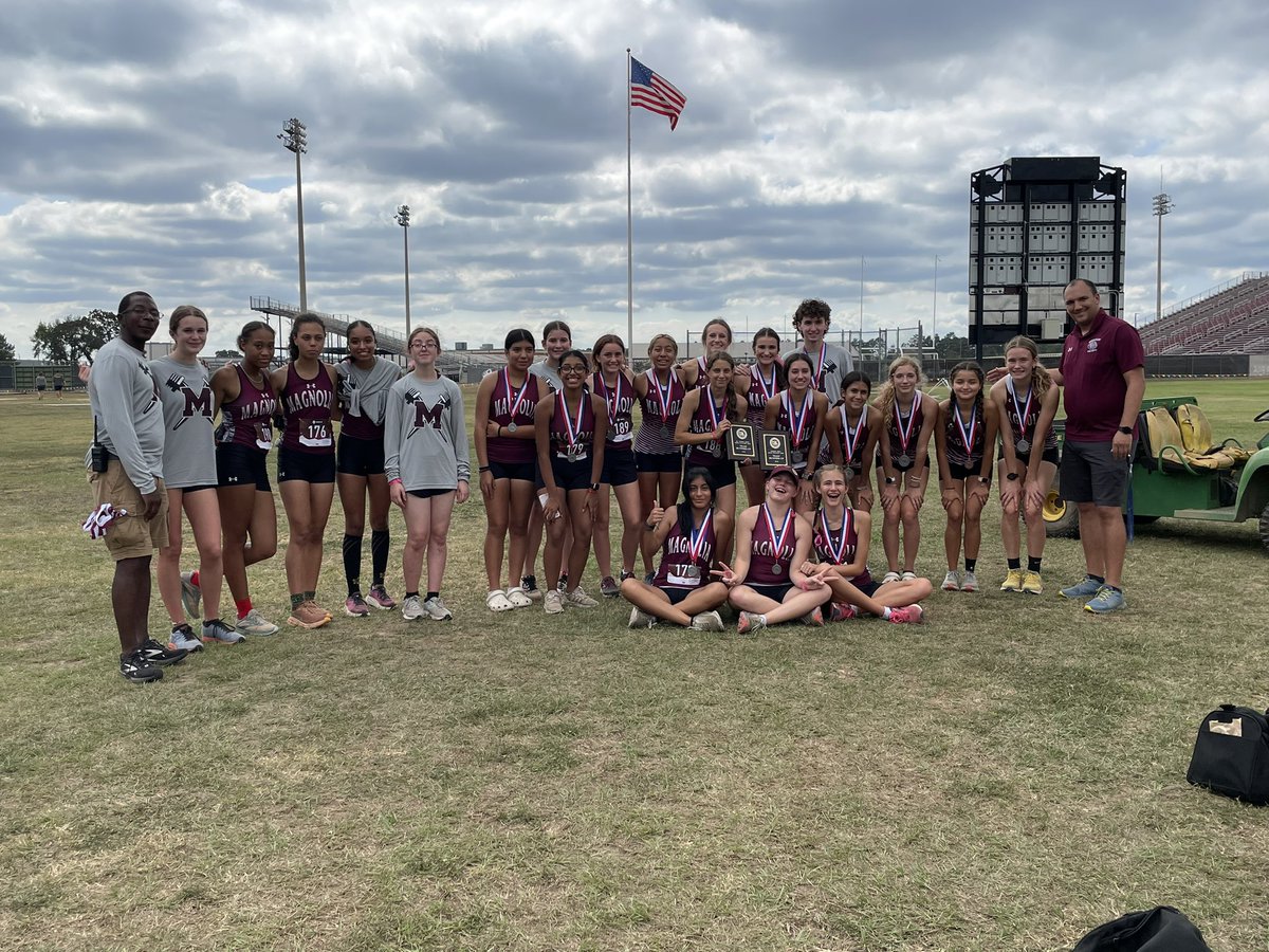XC_Magnolia's tweet photo. Track results
Varsity Girls 2nd
Varsity Boys 5th 
JV Girls 2nd
Freshmen Boys 3rd

@Kennedy7Shields 7th place vg
Braden 7th place vb
Mary 6th Dulce 8th
Aaron 5th Julian 9th

#DogsRunTogether https://t.co/2CjQOcbYfq