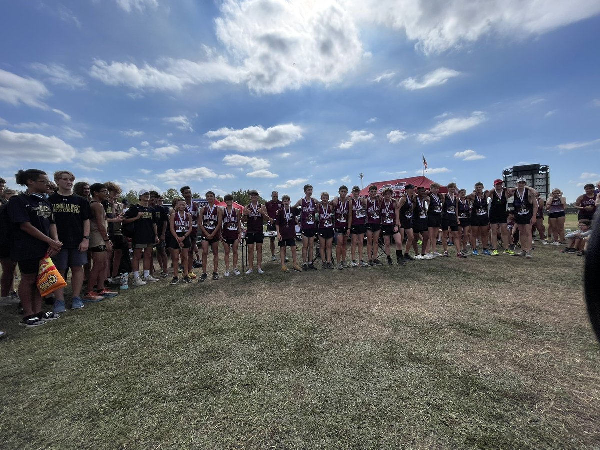 XC_Magnolia's tweet photo. Track results
Varsity Girls 2nd
Varsity Boys 5th 
JV Girls 2nd
Freshmen Boys 3rd

@Kennedy7Shields 7th place vg
Braden 7th place vb
Mary 6th Dulce 8th
Aaron 5th Julian 9th

#DogsRunTogether https://t.co/2CjQOcbYfq
