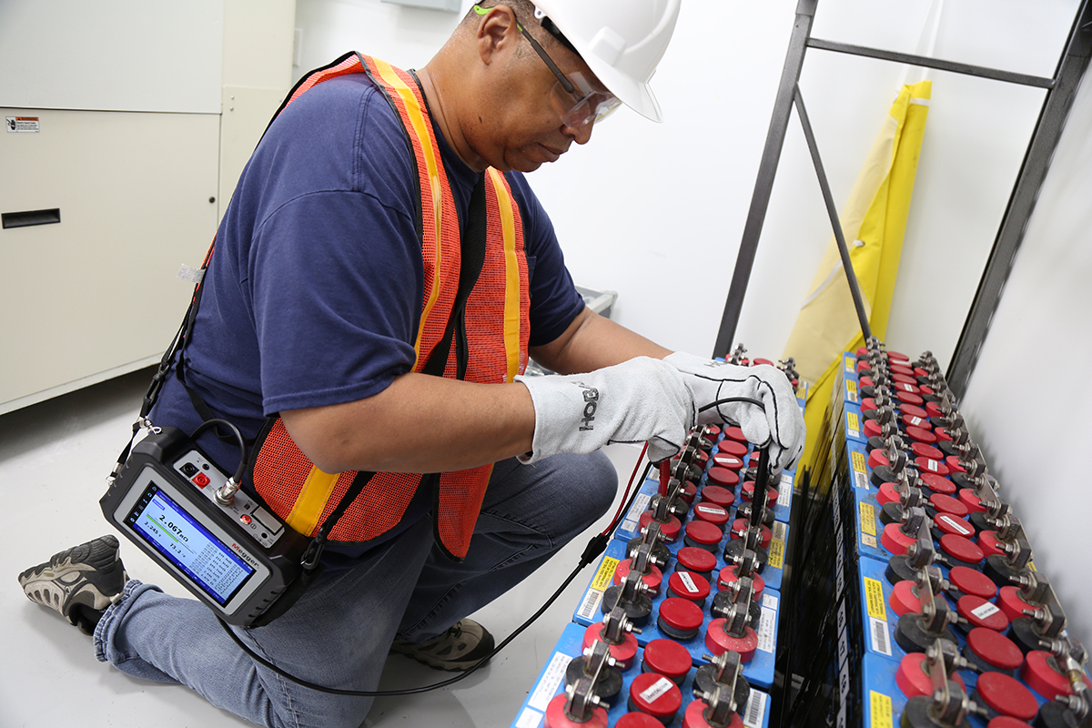 MeggerUSA's tweet photo. Megger’s BITE5 is the perfect instrument to assess why a battery string is failing and to make necessary changes to keep systems online.

Learn more at our latest blog post: https://t.co/2pput5lM11

#testing #battery #batterylife #routinetesting #electriantools https://t.co/S8NHXkYvbw
