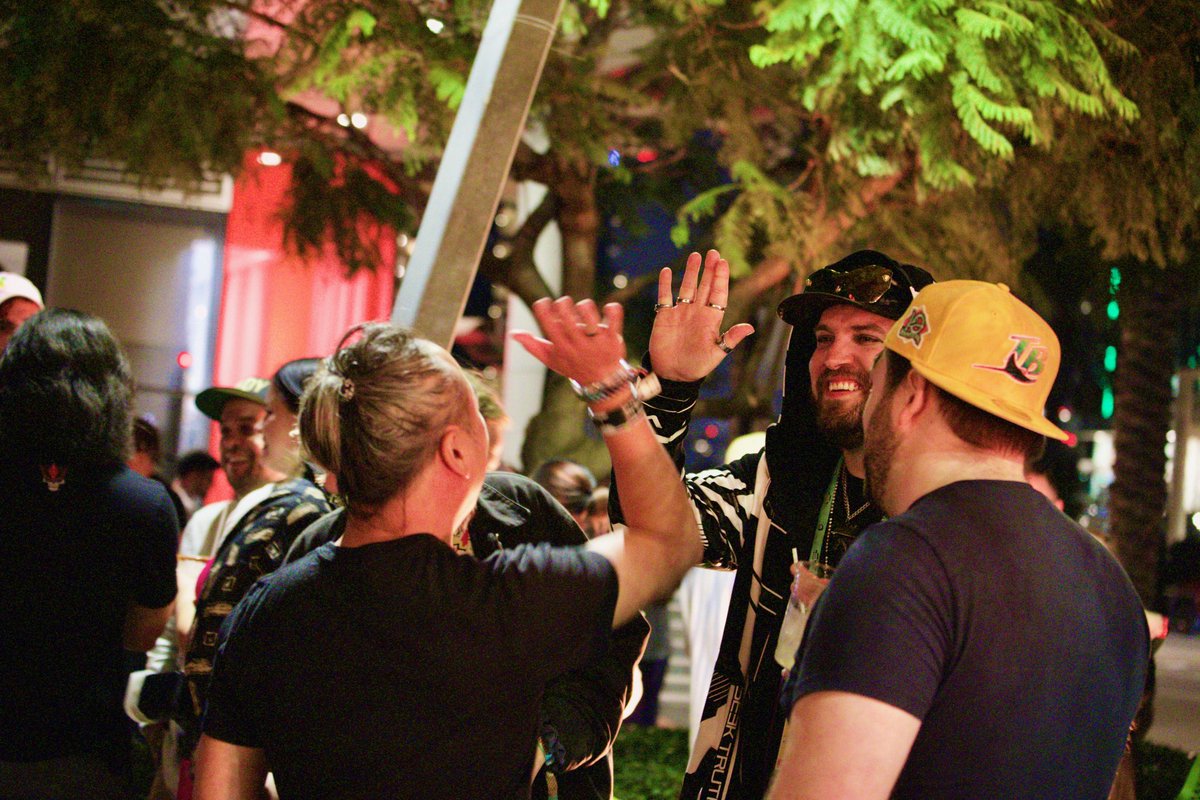 Uncanny.gg tweet media