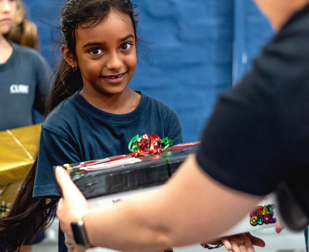 Santa Shoebox Project tweet media