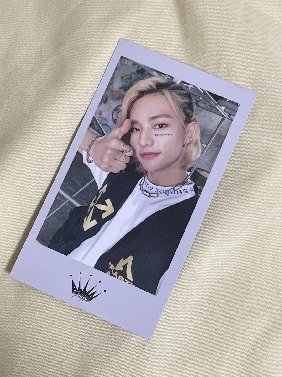 YDHY319's tweet photo. 스트레이키즈 현진 포카 양도합니다
All in B 포카

5.0

WTS Straykids 
Photocards Selling⭕
KR bank

스키즈 방찬 창빈 현진 한지성 필릭스 시그 짭폴라 이즈위 바인더 올인 위드팬즈 공방
SKZ BangChan Hyunjin Changbin Felix Han Synnara Polaroids Binder https://t.co/63Wa2jZdQG