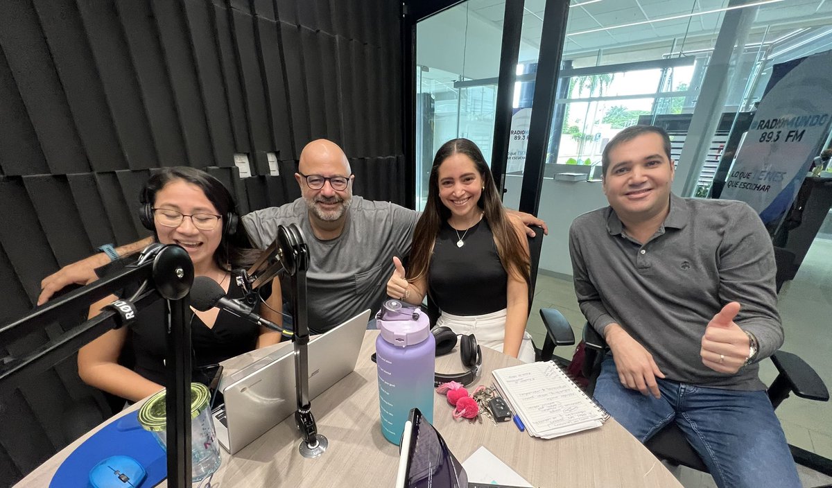 Muy contento de estar en cabina de <a href="/RadioMundo893/">RADIO MUNDO 893🎧</a> con <a href="/APaulinaLopezL/">Ana Paulina López Laviada</a> , <a href="/GLambarry/">Gaston Lambarry</a> y <a href="/Soykristelguzma/">kristel</a> platicando de la Convención Nacional de Delegaciones Sectores y Ramas Industriales de <a href="/CANACINTRAMex/">CANACINTRA México</a> .

¡Los esperamos a partir del 19 de octubre en #YucatánIndustrial !