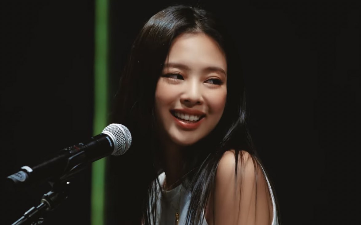 gorgeous 🖤 (@rubyrzqner @qxillas)