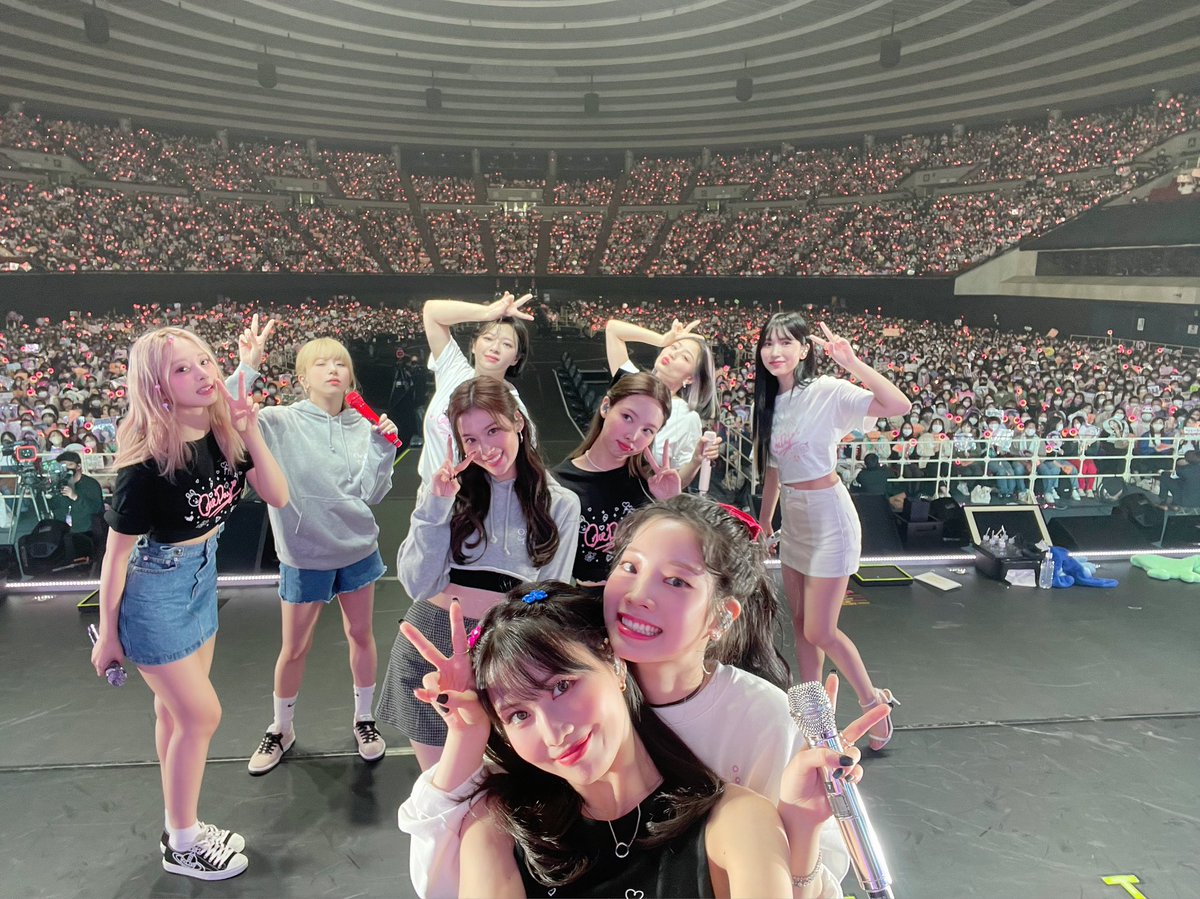 TWICE__108's tweet photo. TWICEサイコ〜〜〜
onceday 8日参戦🔥🔥どんな事でも良いのでDMでお話したいのでもし良ければDMきてください！！良ければフォローもお願いします💪フォロバ100%します。
#TWICE  
#TWICEファンミーティング 
#TWICEファンミ 
#TWICE好きと繋がりたい 
#TWICE大好き https://t.co/aWFExpTW7w
