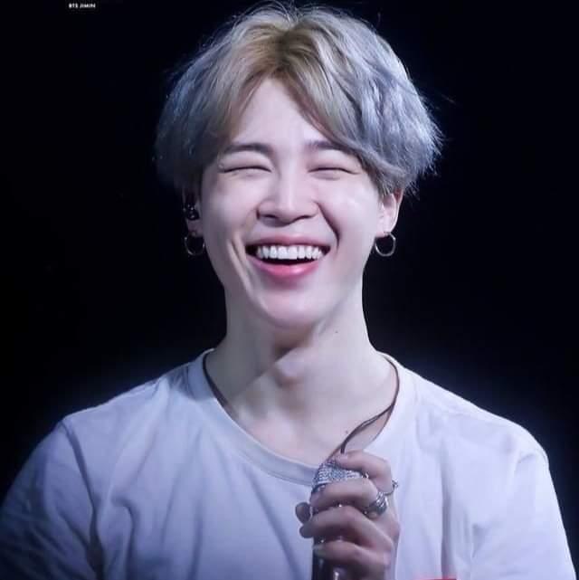 Fernand88090000's tweet photo. #HappyBirthdayJimin 🐥I wish you a happy birthday Jiminie, have fun with the people you love take care of your health and do not skip your meals, I miss you very much, thank you for being that light in my way I am proud of you. #JIMINDAY #HappyJiminDay #JiminDay2022 https://t.co/zJmJbKGzBA