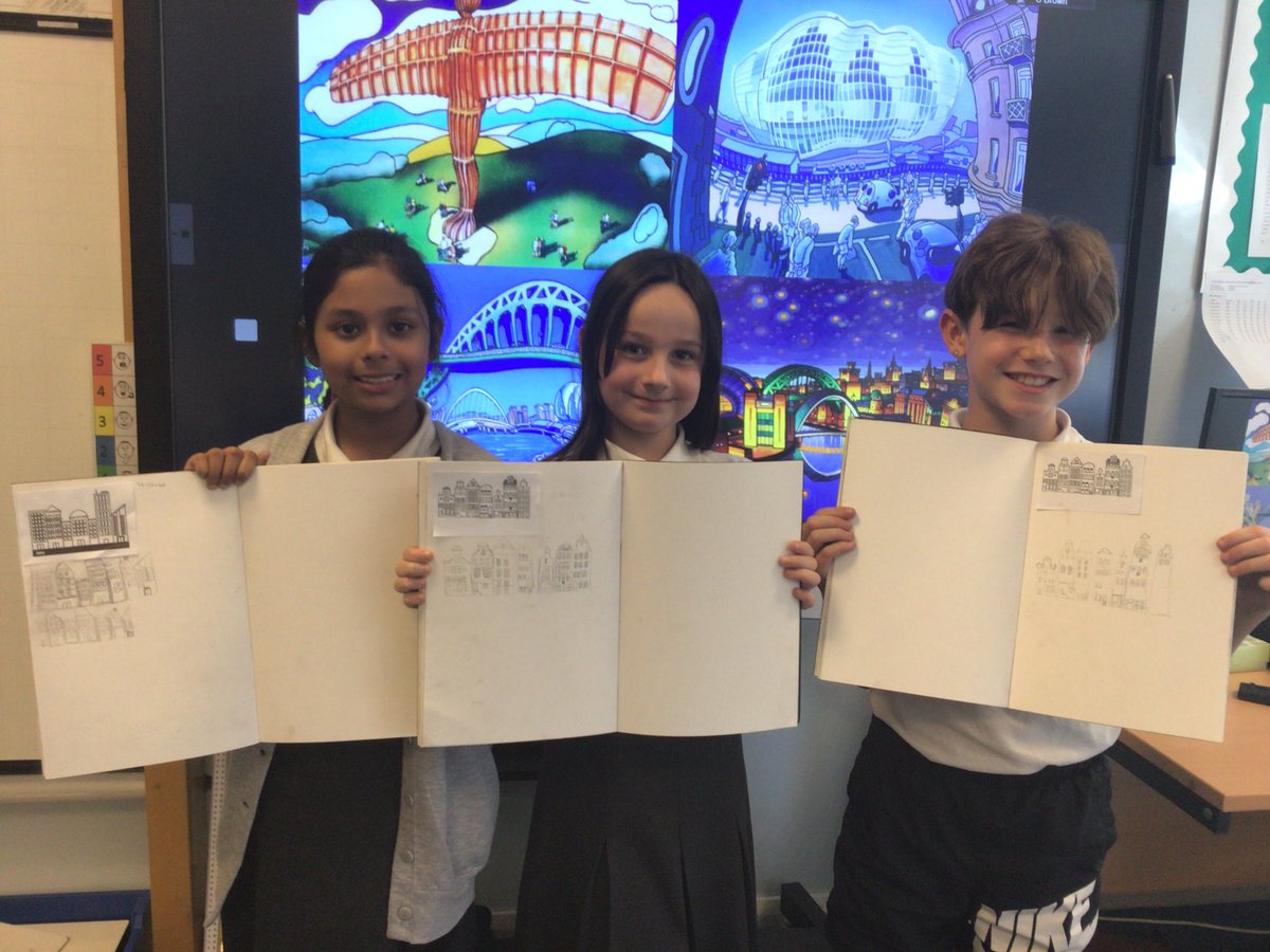 CollingwoodYr4's tweet photo. More proud artists! https://t.co/cnhcTzGWi2