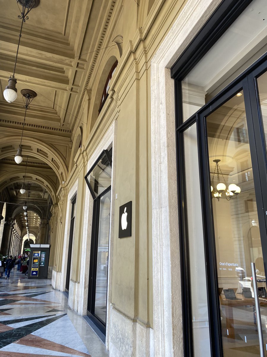 meggsila's tweet image. You cannot understand the joy of an iOS developer who has not an Apple Store in their city visiting an Apple Store 🥲

#iosdev