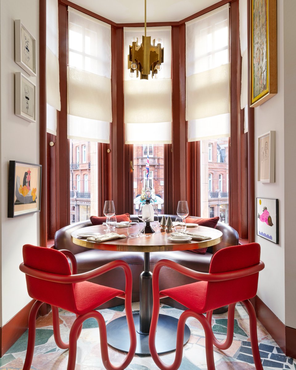 🌟<a href="/TheAudley1/">The Audley Public House</a> and <a href="/mountstrest/">Mount St. Restaurant</a> have opened their doors in London's Mayfair, featuring special commissions by gallery artists.

➡️ Find out more bit.ly/3EDYNJD