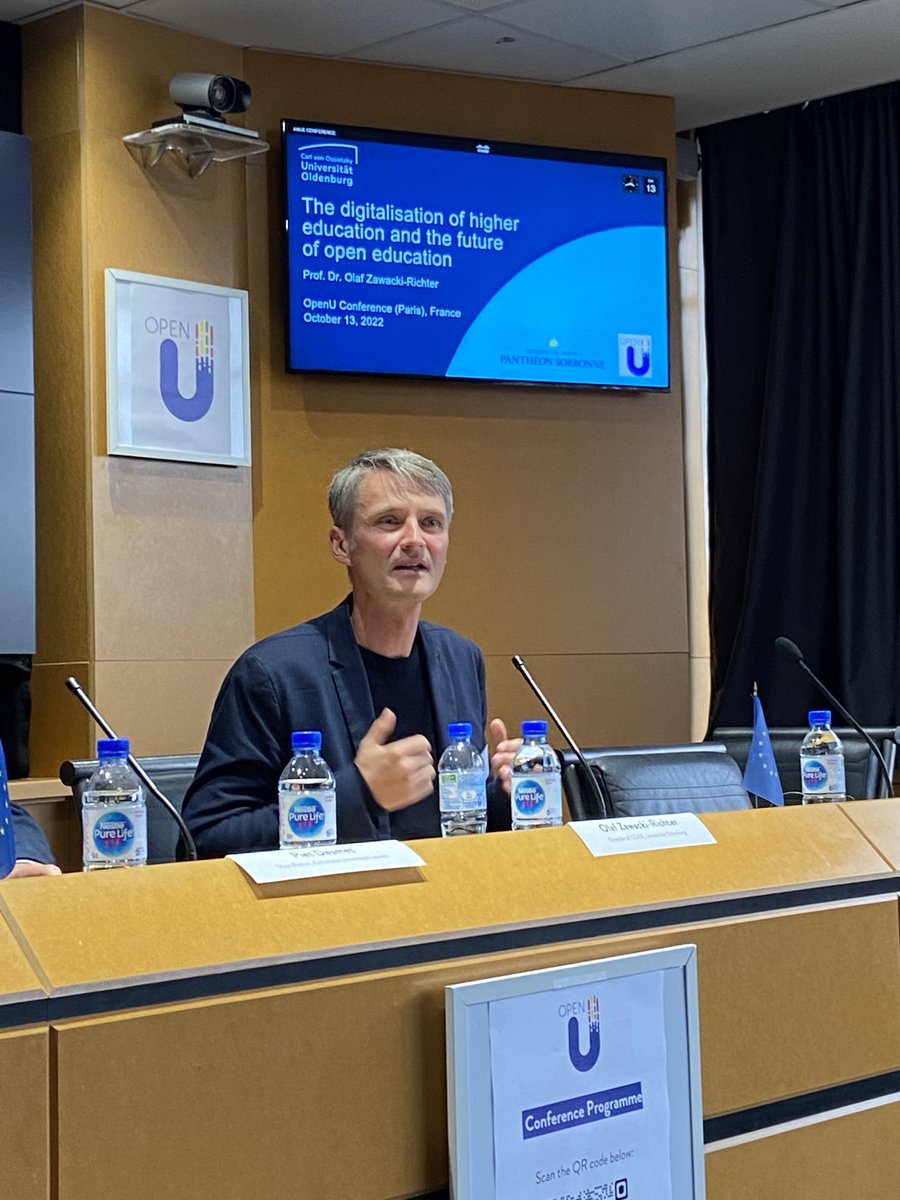 Salentina_in_NL's tweet photo. @Zawacki_Richter with “the digitalization of HE and the future of open education” @SorbonneParis1 for the #openUproject conference in Paris @EADTU https://t.co/44FJmaU8OZ