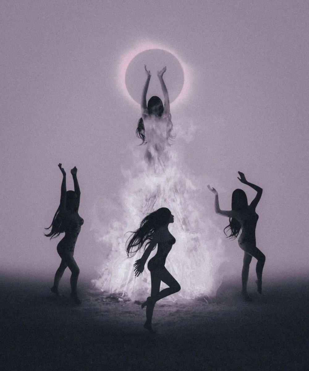 Luvewakio's tweet photo. Awakening.
Artwork by @_ana_whisper_
#ritual #ritualmagick #magick #magickal #magickritual #coven #asabovesobelow #esoteric #esotericart #esotericism #occult #occultart #solitarywitch #witch #witchy #witchyvibes #witchcraft #witches #paganism #bruja #brujas #divinefeminine https://t.co/DsjKQwnIkh