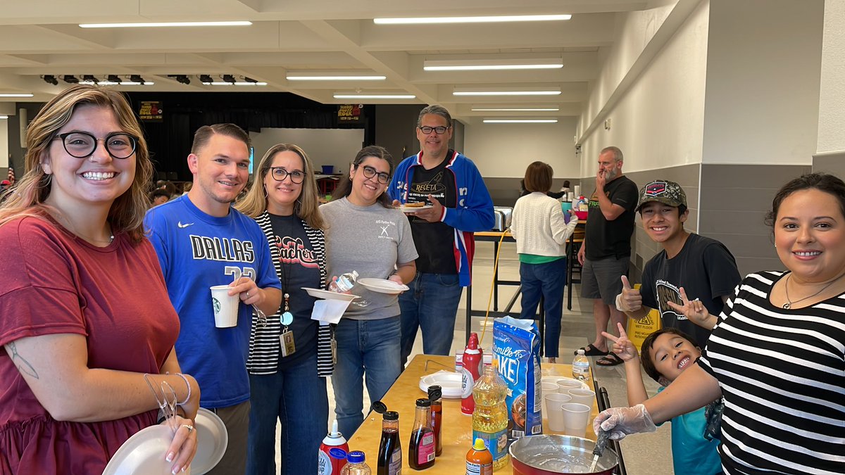 Starting our PD day with breakfast provided by our amazing PTA! #celebratekisd #fhmslimitless