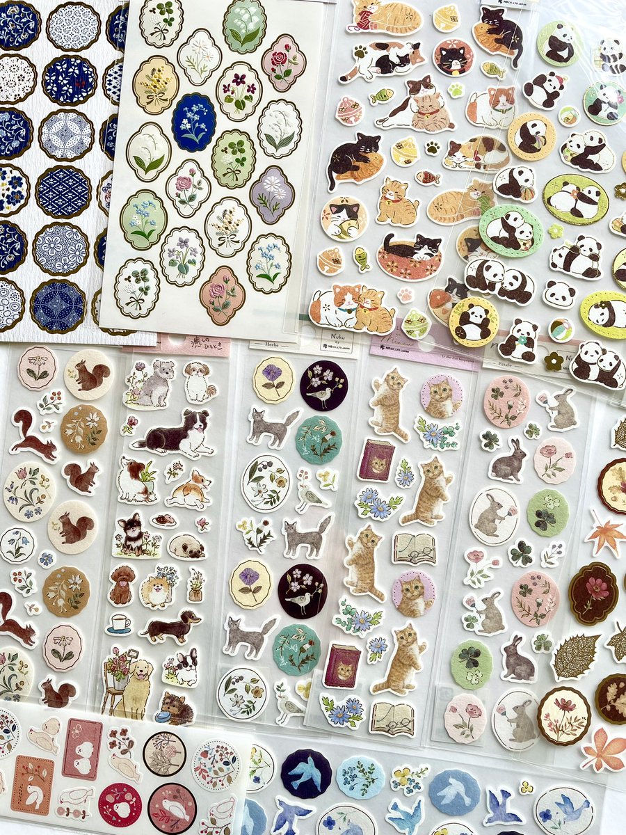 KirokuStudio's tweet photo. Loving it! 🫠❤️

#japan #japanese #paper #sticker
#stationery #cat #dog #panda #Japanesepaper #washi #smallshop #europe #germany #leipzig #planner #journal #craft https://t.co/cf9WrbJbrB