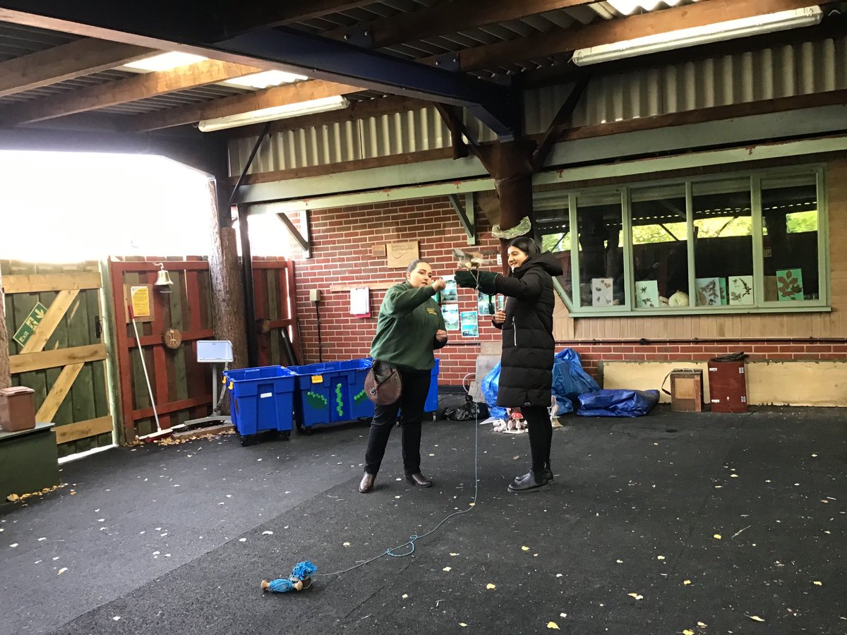 ZaytounaS's tweet photo. Year 4 have had a fantastic day at Rosliston Forestry Centre with @RollsRoyce. We spent the day taking part in a range of Science activities from aviation evolution to creating our own parachutes. #everyonealearner #everyoneascientist 🔬🛩 https://t.co/ipTn3hqvzZ
