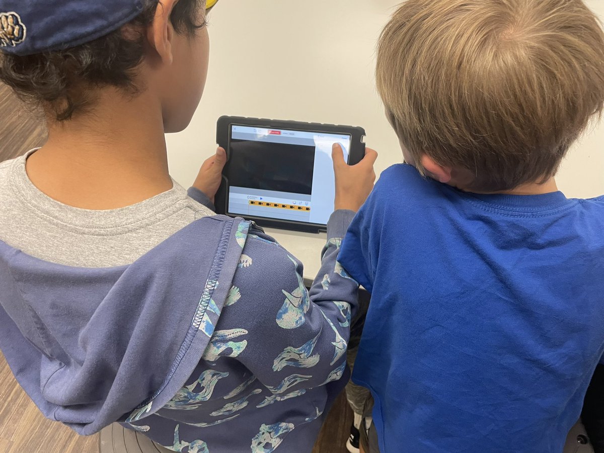 What’s your strength? 4th graders helping 1st grade buddies explore interests &amp; strengths - we ❤️ our Launch Lab! <a href="/PowayUnified/">Poway Unified</a> <a href="/PUSDinnovate/">Poway Unified Technology & Innovation</a> <a href="/PowayCTE/">PowayCTE</a>