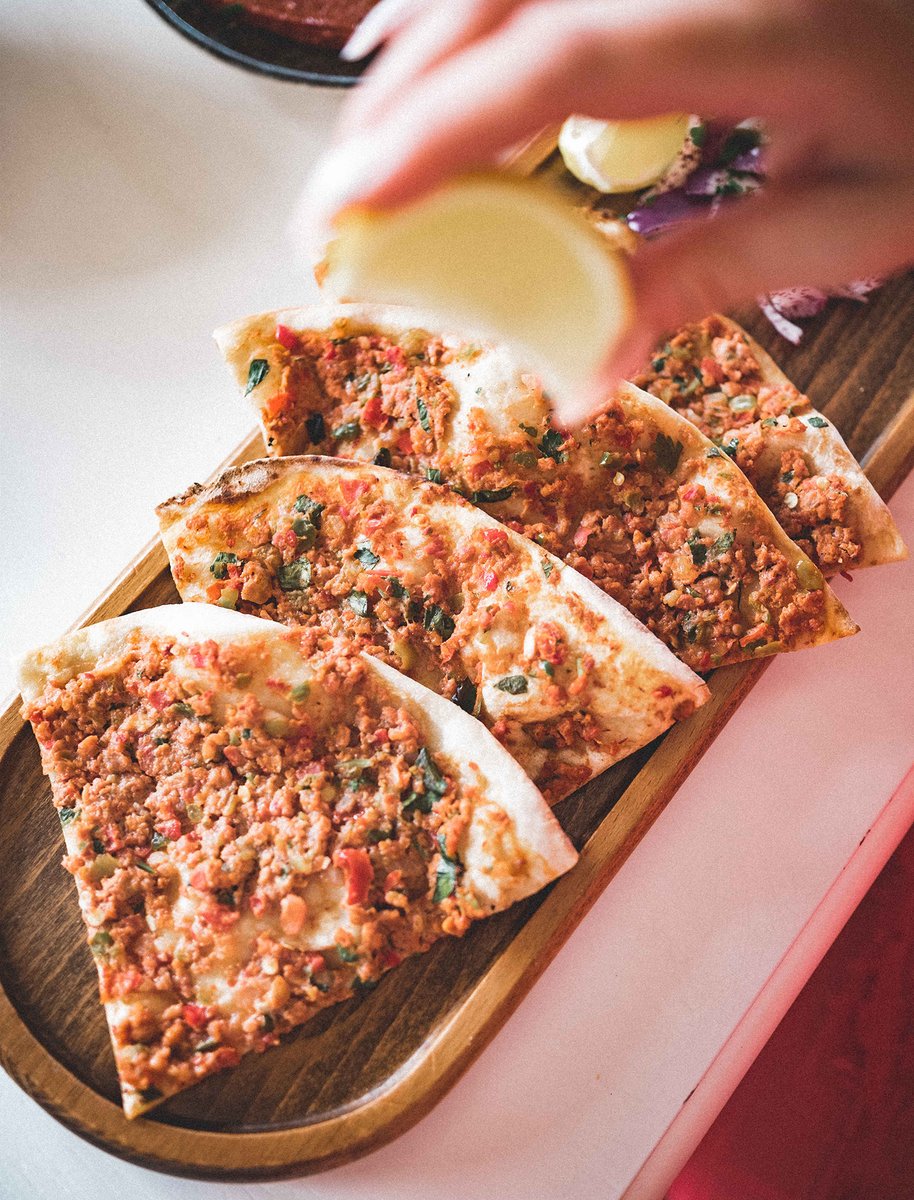laragrilldgnhm's tweet photo. The finger-licking delicious taste.
.
#laragrill #restaurant #dagenham #lahmacun #turkishfood #turkishcuisine #turkishkitchen #london #toplondonrestaurants #londondining #londonfoodblogger #londonfoodguide #infatuationlondon https://t.co/slYrweE37J