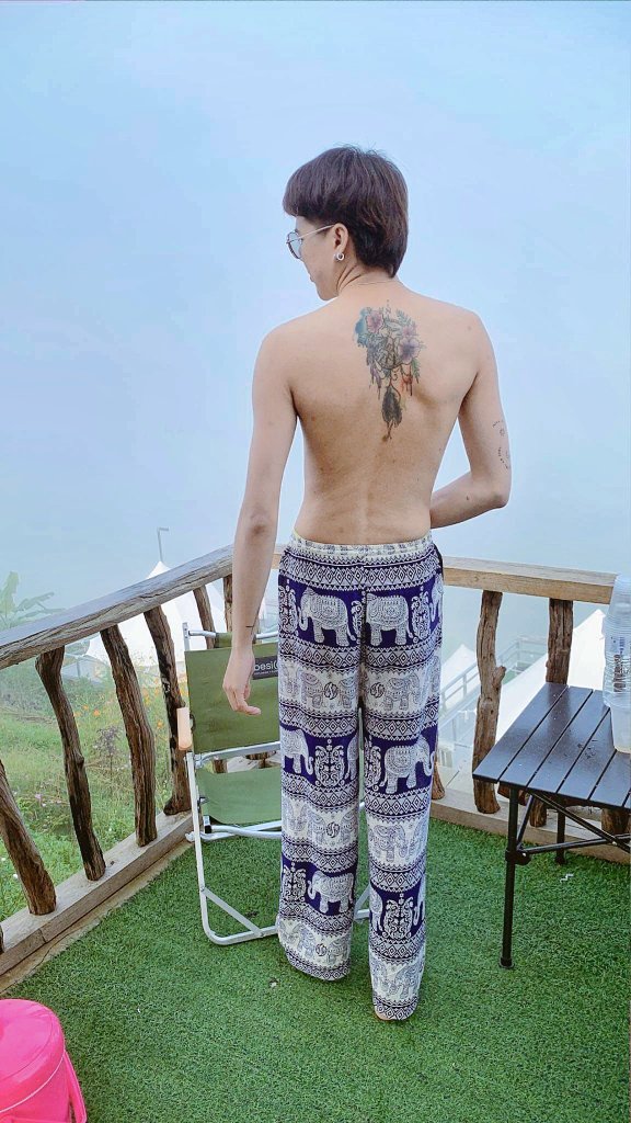 หันหลับให้แร้วนะ😜🥱