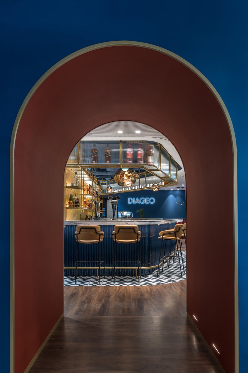 amarchitects_'s tweet photo. An authentic distillery bar welcomes @Diageo_News @DiageoEU employees into their new HQ offices in Athens, Greece https://t.co/pEO15caJuq