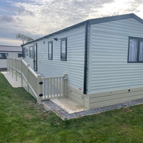 ABSundecksLtd's tweet photo. You can choose from our complete range of products to create access suited to your personal needs and preferences 💥

#pvcdeck #caravandecks #caravandecking #pvcdecking #deckingideas #trending #decking #ramp https://t.co/zmYzEVQXT8