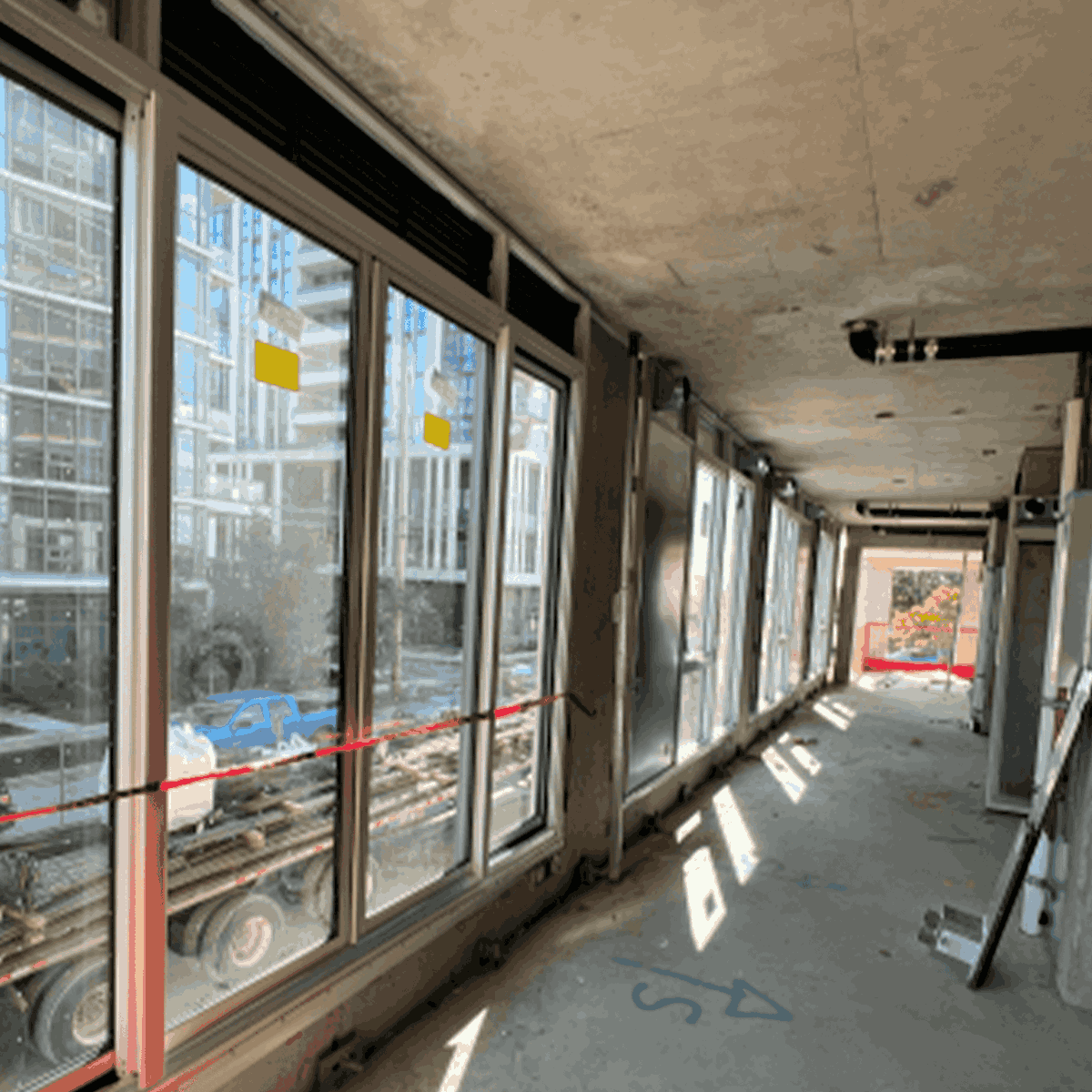 We're thrilled to share an update of The Tailor! This Queensway community is currently under construction and the 11th floor slab work and window installation is well underway.
