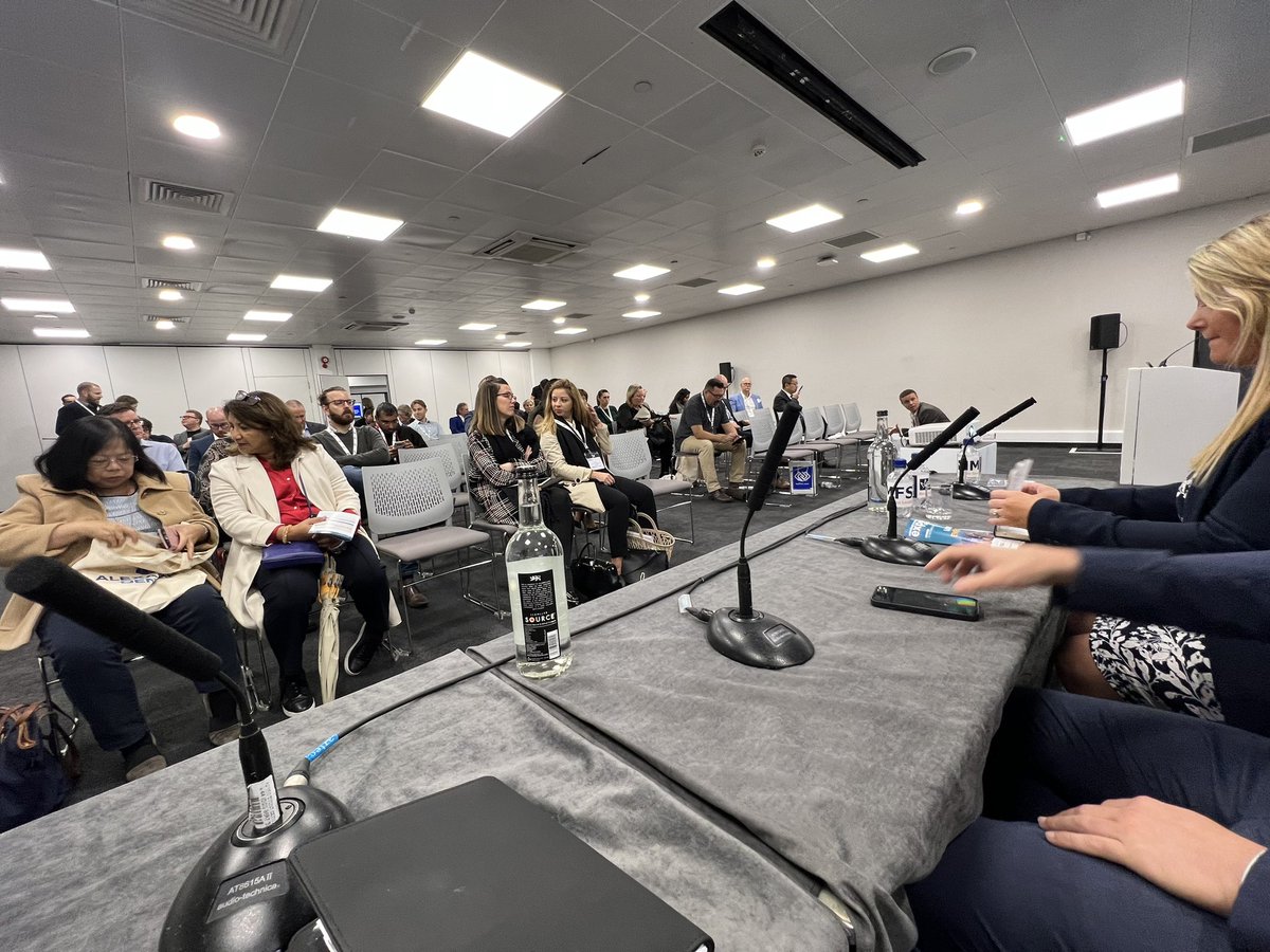 DaleJannels's tweet photo. Enjoyable panel debate on the challenges for existing borrowers and first time buyers in the current climates #MBE2022 #useabroker #specialistlending @impactmortgages https://t.co/8yIv0W1V73